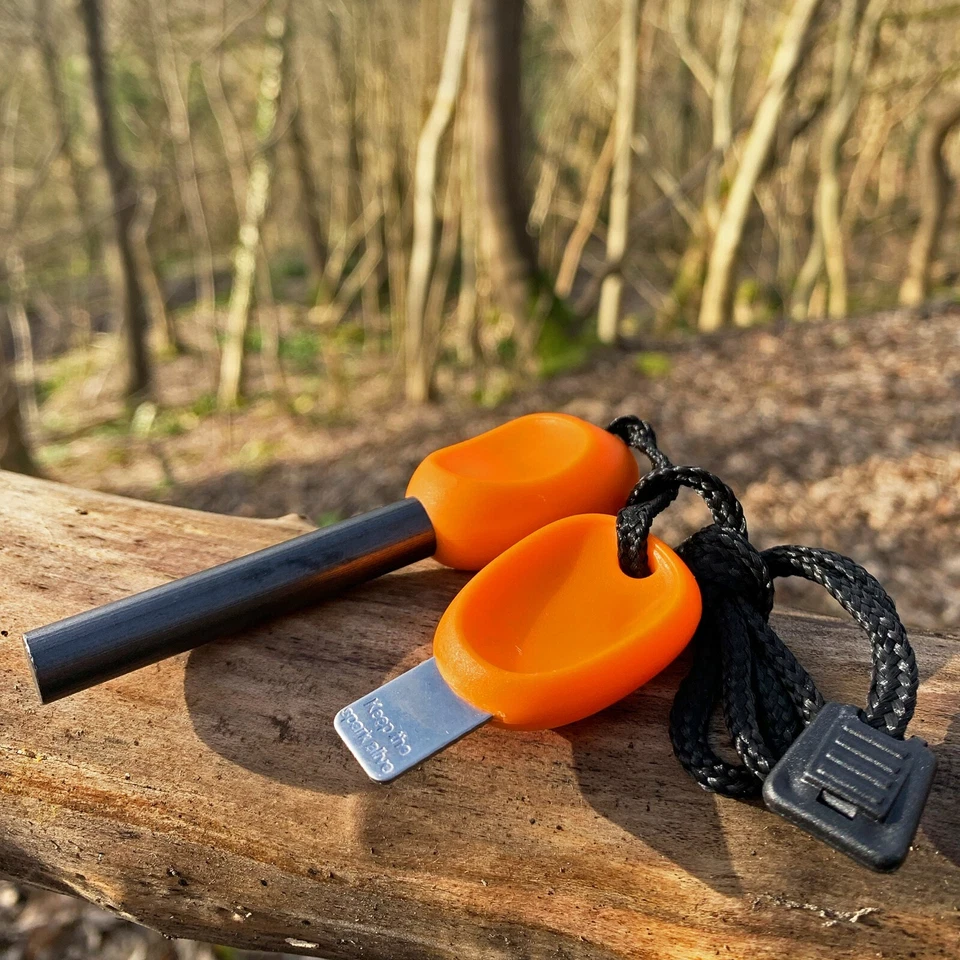 Estilo sueco Ferro Rod Fire Steel & Striker | Supervivencia Bushcraft | Silbar Foto 3 de 4