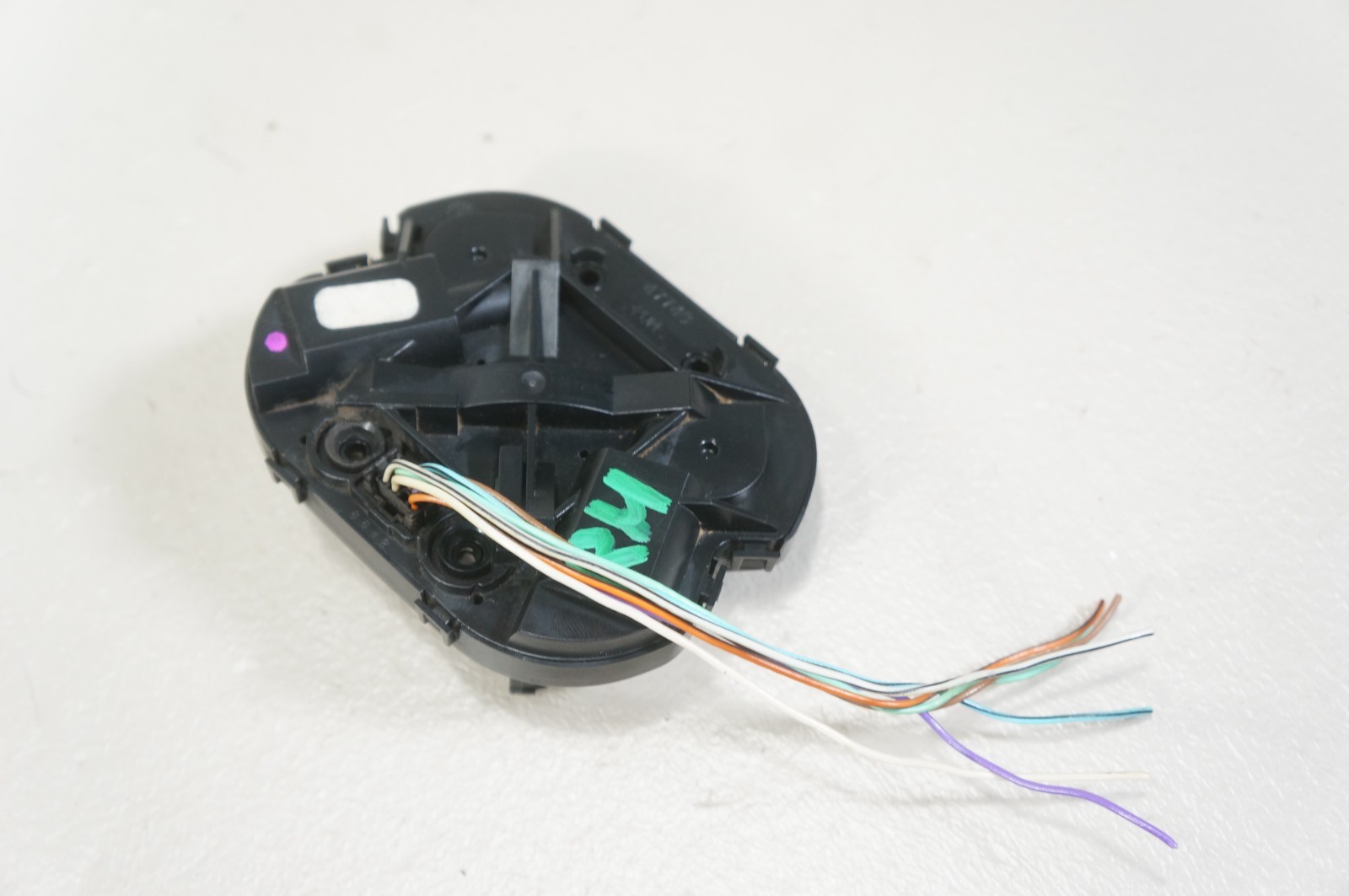 2007-2014 chevrolet tahoe right passenger mirror glass motor actuator oem