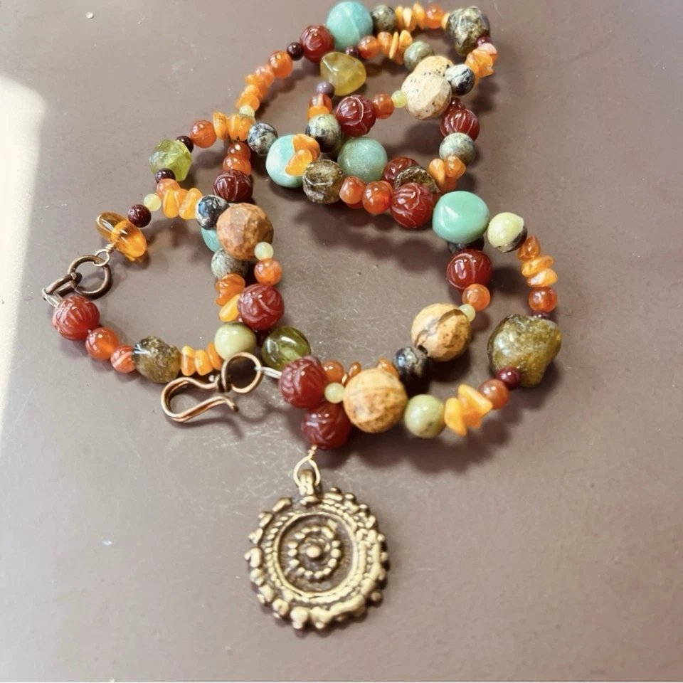 Conjunto de pendientes collar otoño colgante de bronce tribal de múltiples piedras preciosas Foto 3 de 4