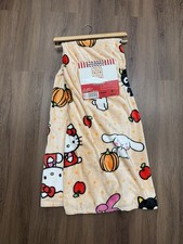 New Hello Kitty  Friends Fall Pumpkin Apples Pals Plush 50x70 Throw Blanket