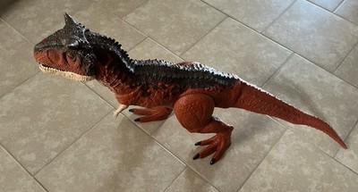 Jurassic World Camp Cretaceous Super Colossal Carnotaurus Dinosaur Figure 40''