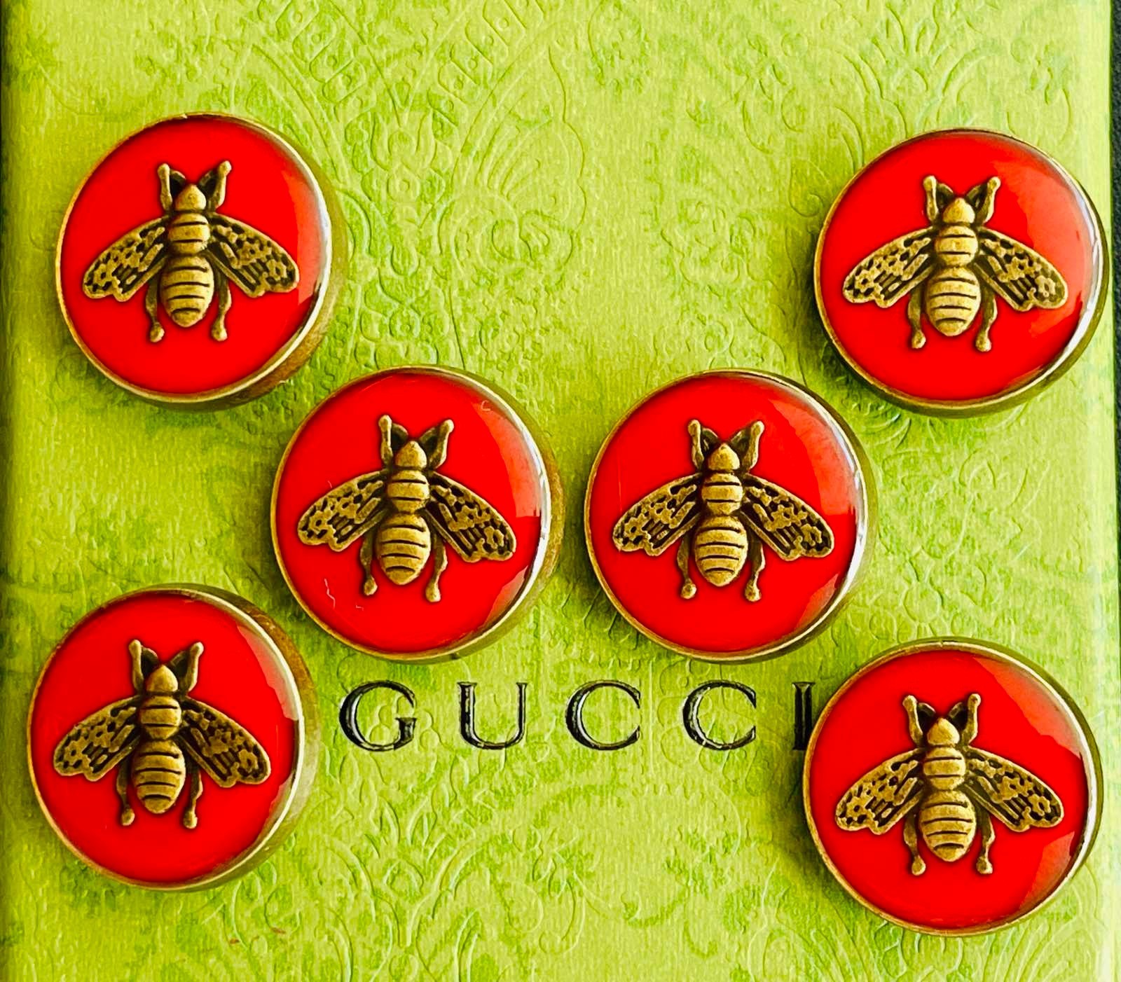 100%  Gucci  Buttons 6 pieces size 22 mm 0,9 inch 💗💗💗💗💗  red
