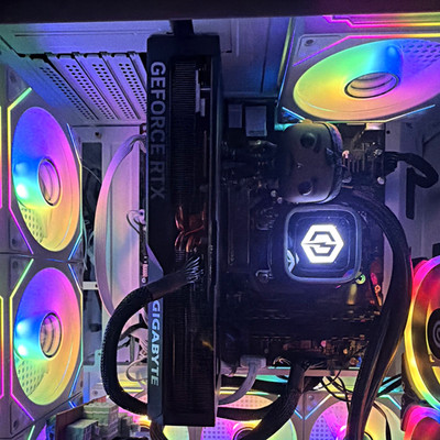 GIGABYTE NVIDIA GeForce RTX 4070 Ti SUPER 16GB Triple Fan HDMI DP PCIe