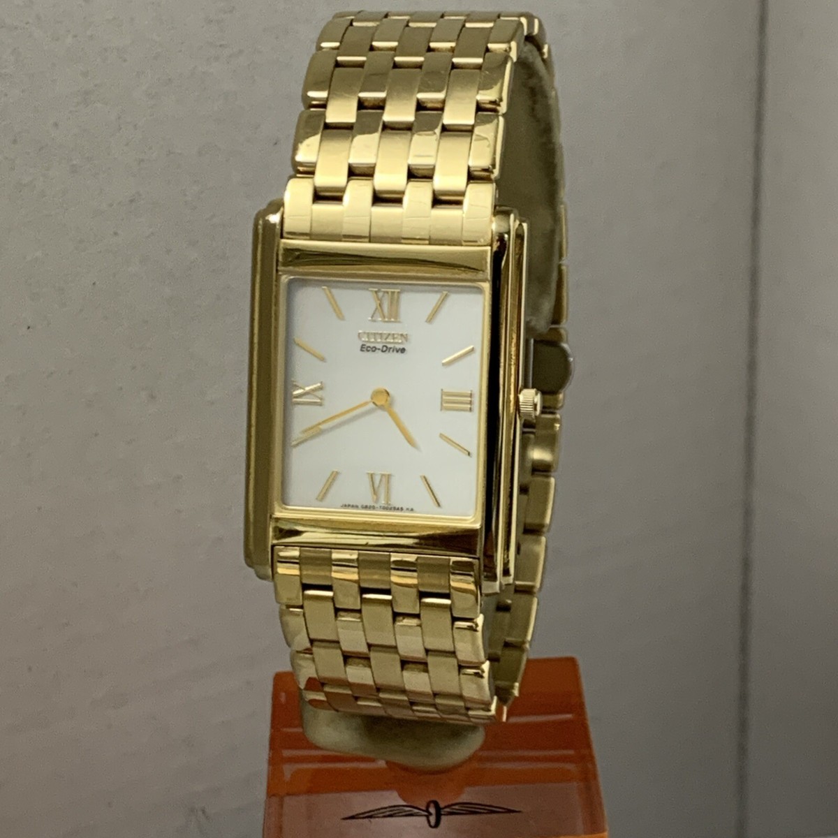 Citizen Men's Eco Drive Stiletto Cream Dial Gold Tone Bracelet