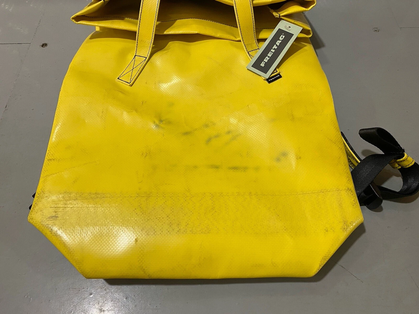 Freitag Kowalski F253 Yellow Truck Tarp Recycled Bag Brand New With Tags 2