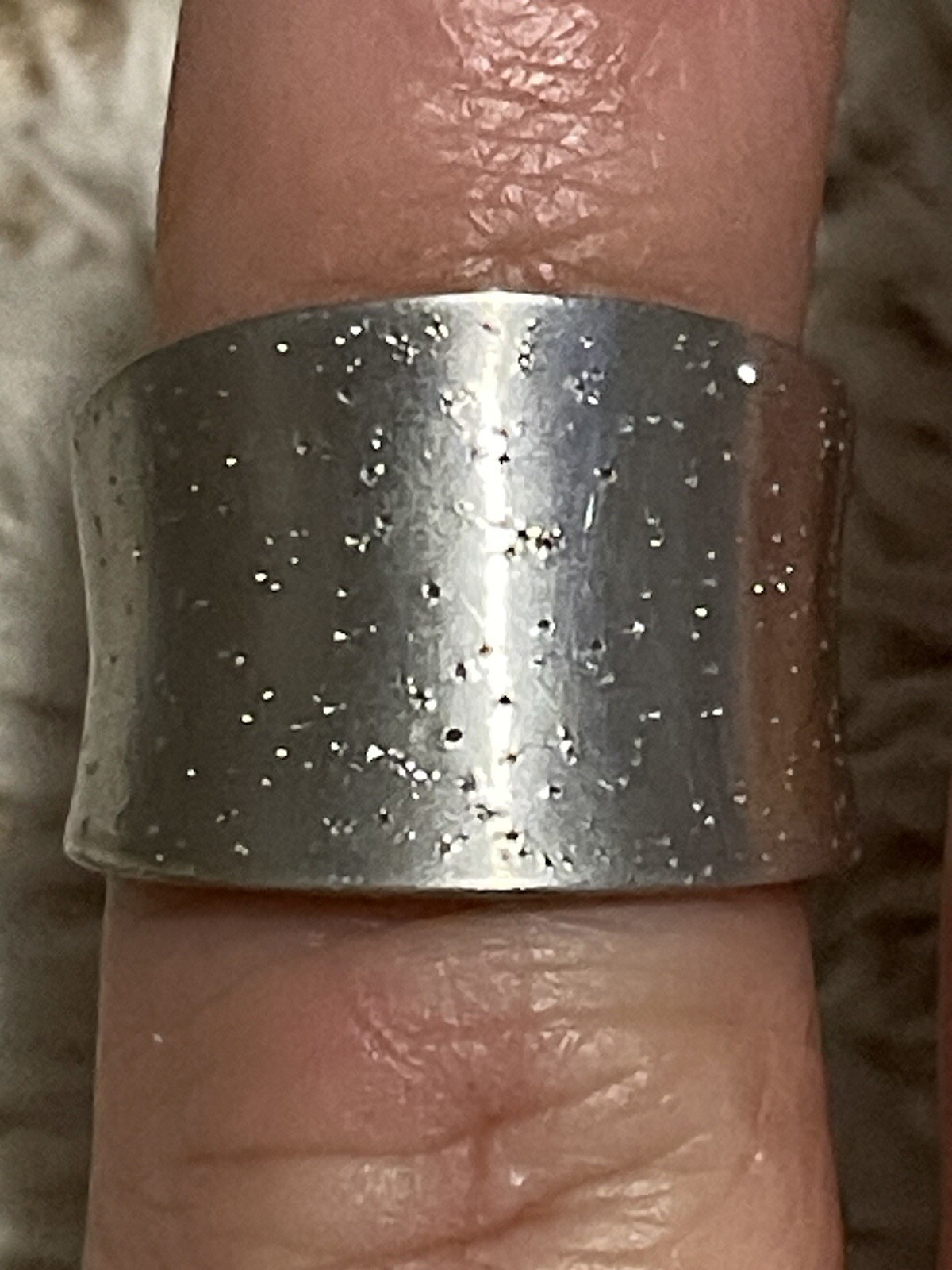 Zales Sterling Silver Concaved Speckled Dot Tapered Cigar Band RCI Ring .925 Sz7