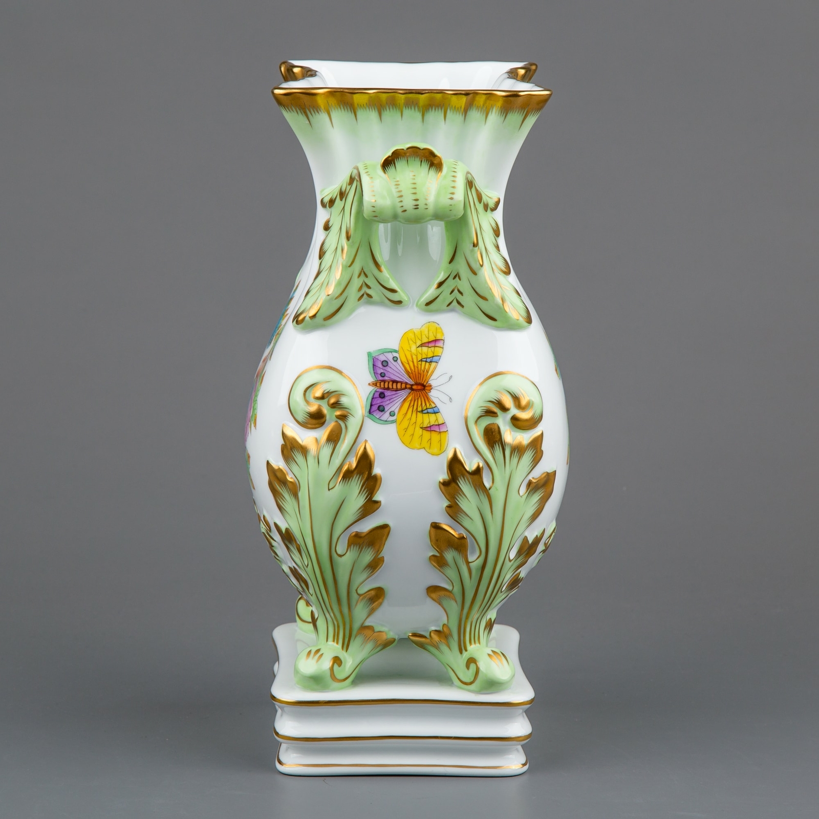 Herend Queen Victoria Baroque Vase with Handles 6612/VBO I. eBay