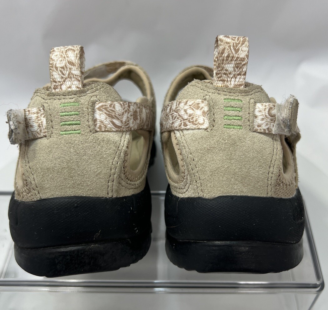 Lands End Trekker Mary Jane Comfort Flats Shoes Beige Hiking Outdoor