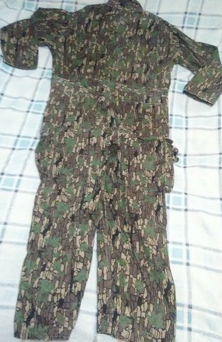 Big Dutch (XL Regular) Camouflage Coveralls by Pella - Picture 8 of 9