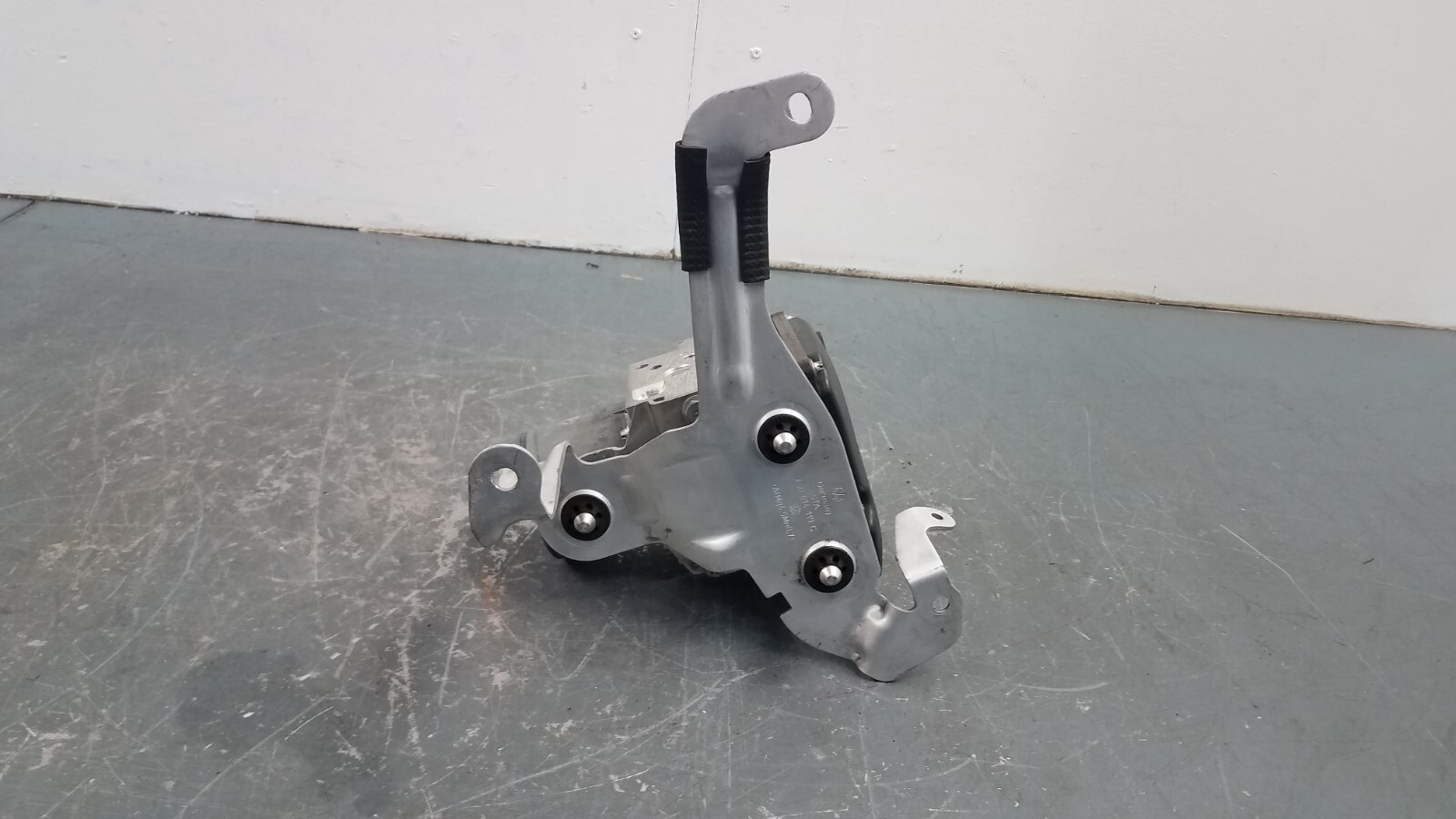 2018 Audi R8 V10 ABS Brake Pump Module #0182 D1