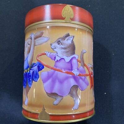 5 1/2  Wind Up Music Cookie Tin German Lambertz  ''Deck the Halls'' EUC
