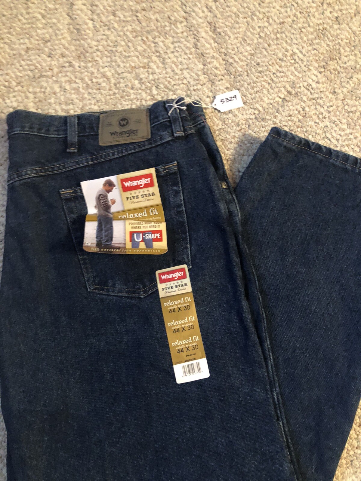 wrangler relaxed fit jeans 44 x 30