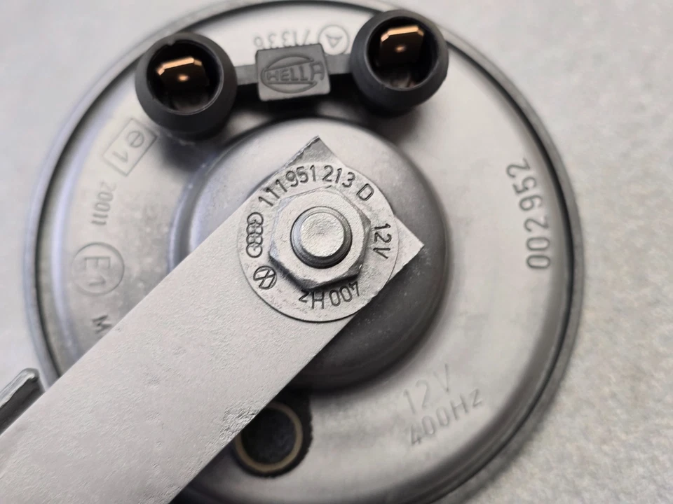 MUY BONITO USADO ORIGINAL GENUINO PORSCHE 911 930 SISTEMA DE ALARMA BOCINA Foto 4 de 4