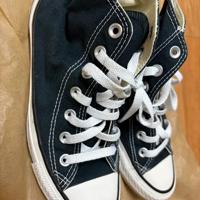 Converse Black High Top Sneakers Casual Unisex