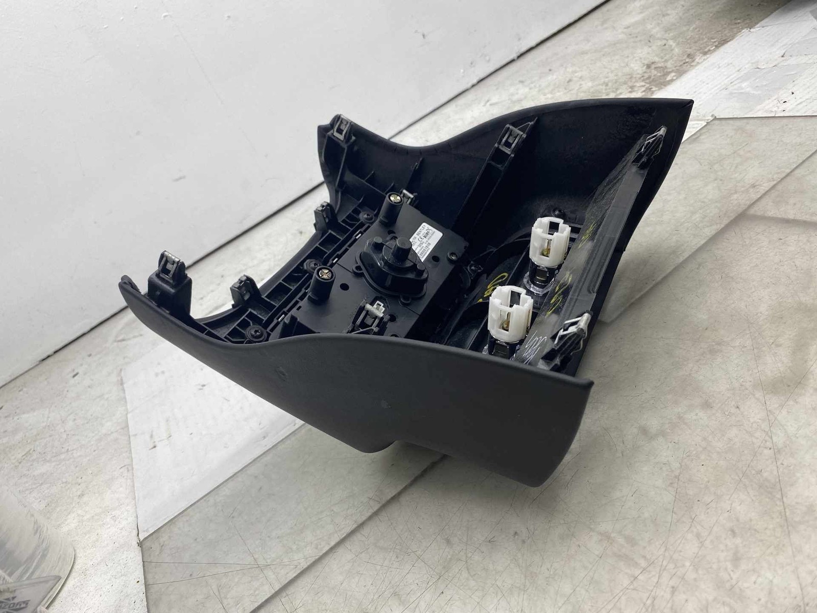 Bentley Bentayga 2015-2020 Rear Center console panel