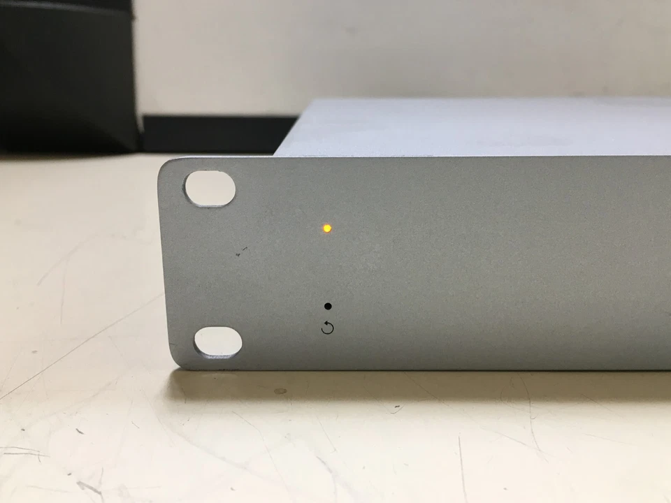 UNCLAIMED CISCO MERAKI MS120-24P-HW 24-PORT GIGABIT CLOUD MANAGED PoE SWITCH - Image 2 of 4