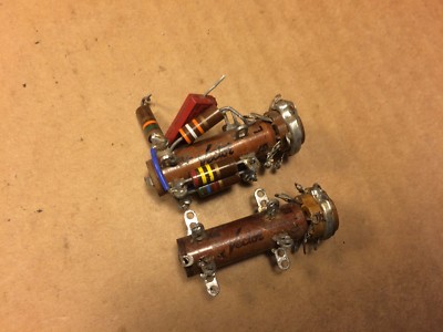 2 Vintage Cinch Vector Brown 7-Pin Vacuum Tube Turret Sockets Extra-long