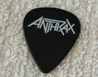 Anthrax Frank Bello ピック ANTHRAX FRANK BELLO Signature GUITAR PICK Rare 1990s Tour Concert