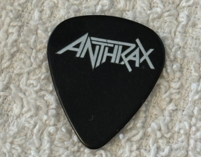 Anthrax Frank Bello ピック ANTHRAX FRANK BELLO Signature GUITAR PICK Rare 1990s Tour Concert