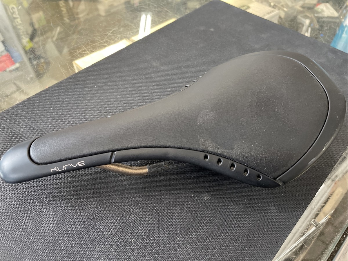 パーツ Final sale! fi'zi:k Kurve Chameleon Fi'zi:k Kurve Chameleon Saddle - Components