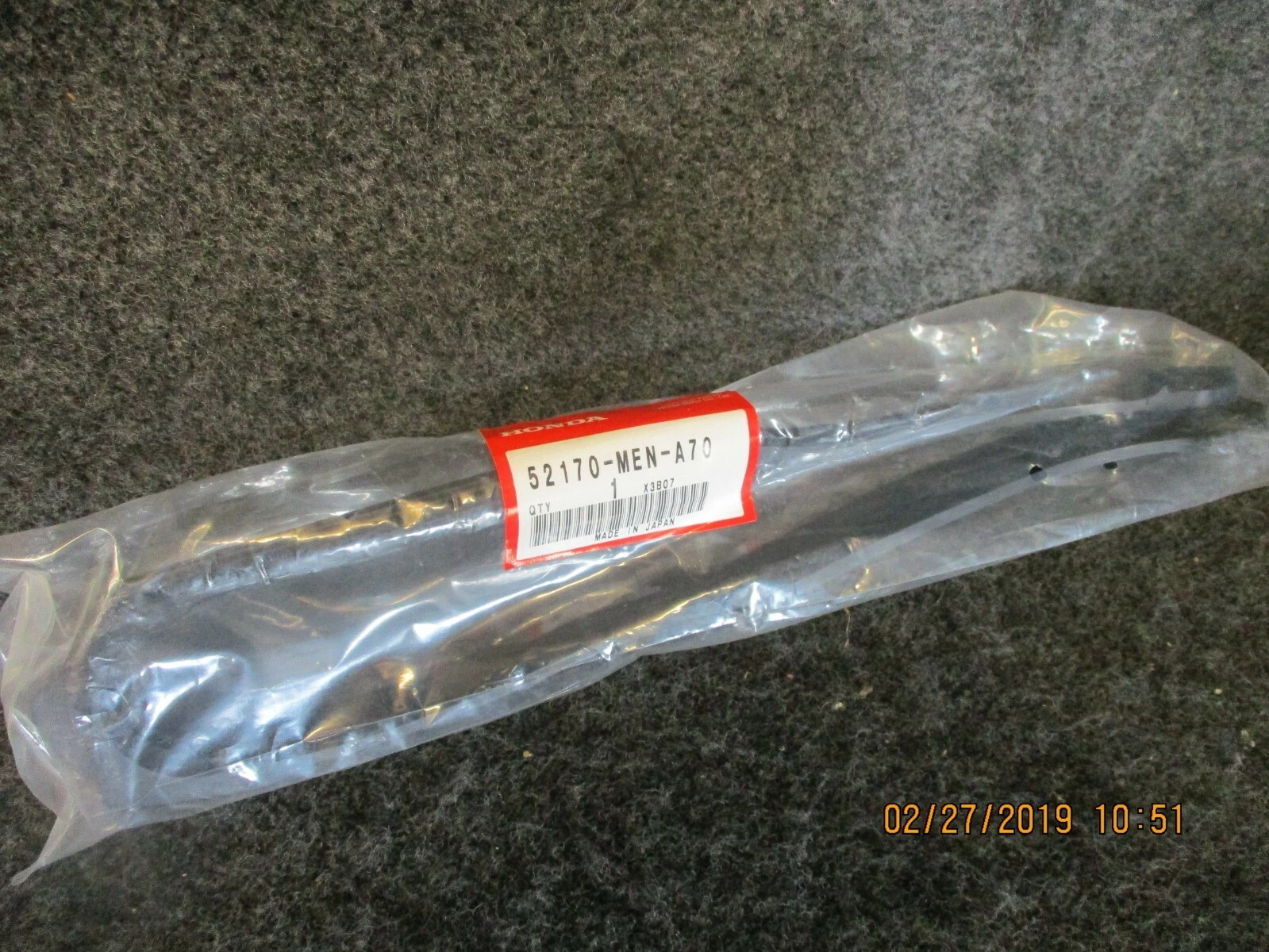 Honda CRF450 2013-2014 New genuine swing arm chain slipper 52170-MEN-A70 CR4314