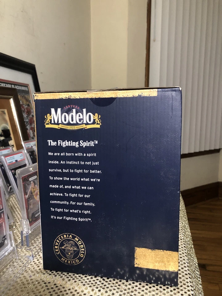 Modelo Beer Can Mini Fridge - Image 4 of 4