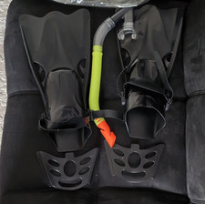 Black Water Sport Fins S/M 4.5-8.5 with Snorkel and Mesh Bag