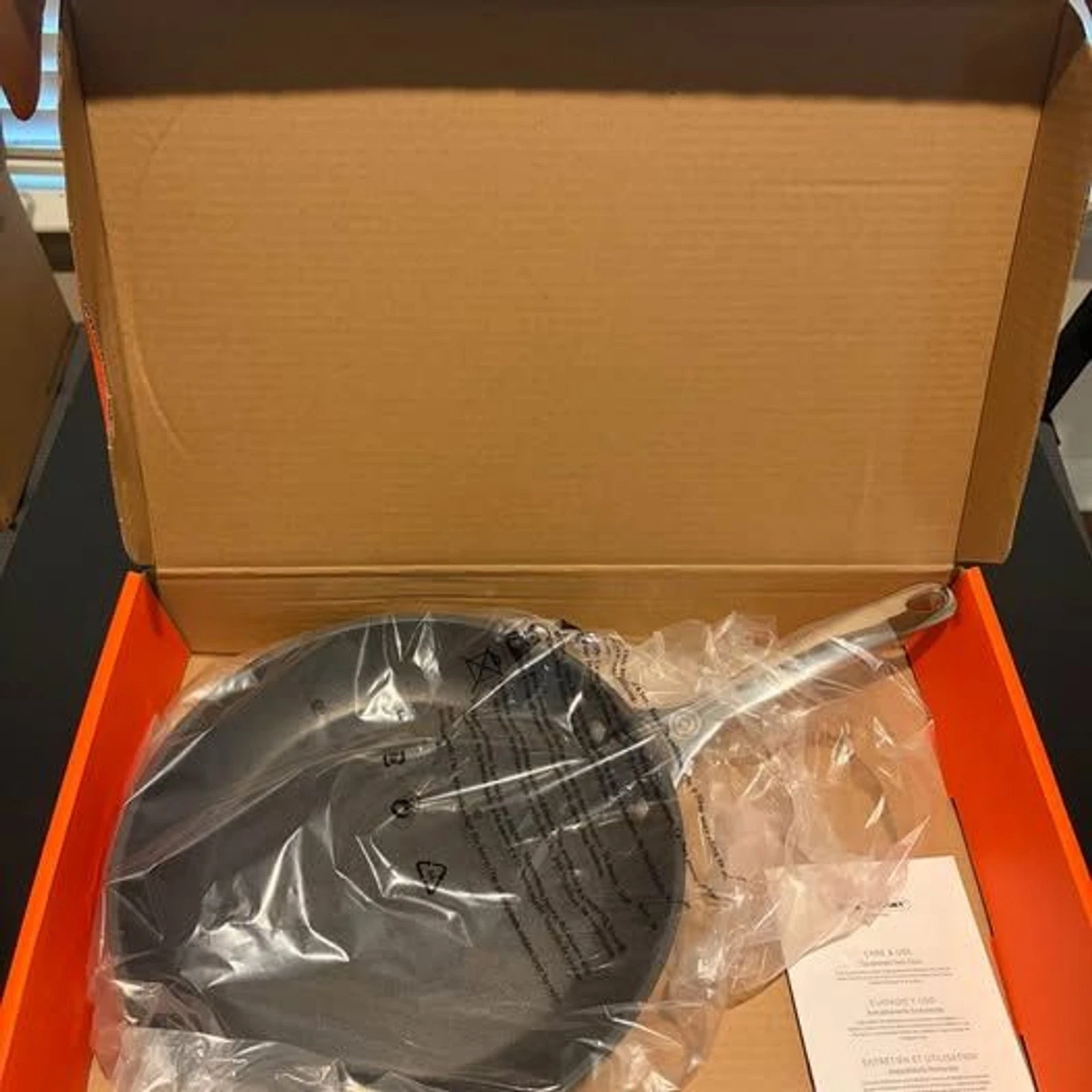BNIB 11 inch Le Creuset Toughened Nonstick Pro Shallow Frying Pan $150 Retail
Opens in a new window