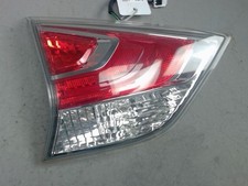 Feu arrière Nissan X-TRAIL