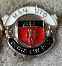 Manchester United Supporters Club Denis Law Reds Badge