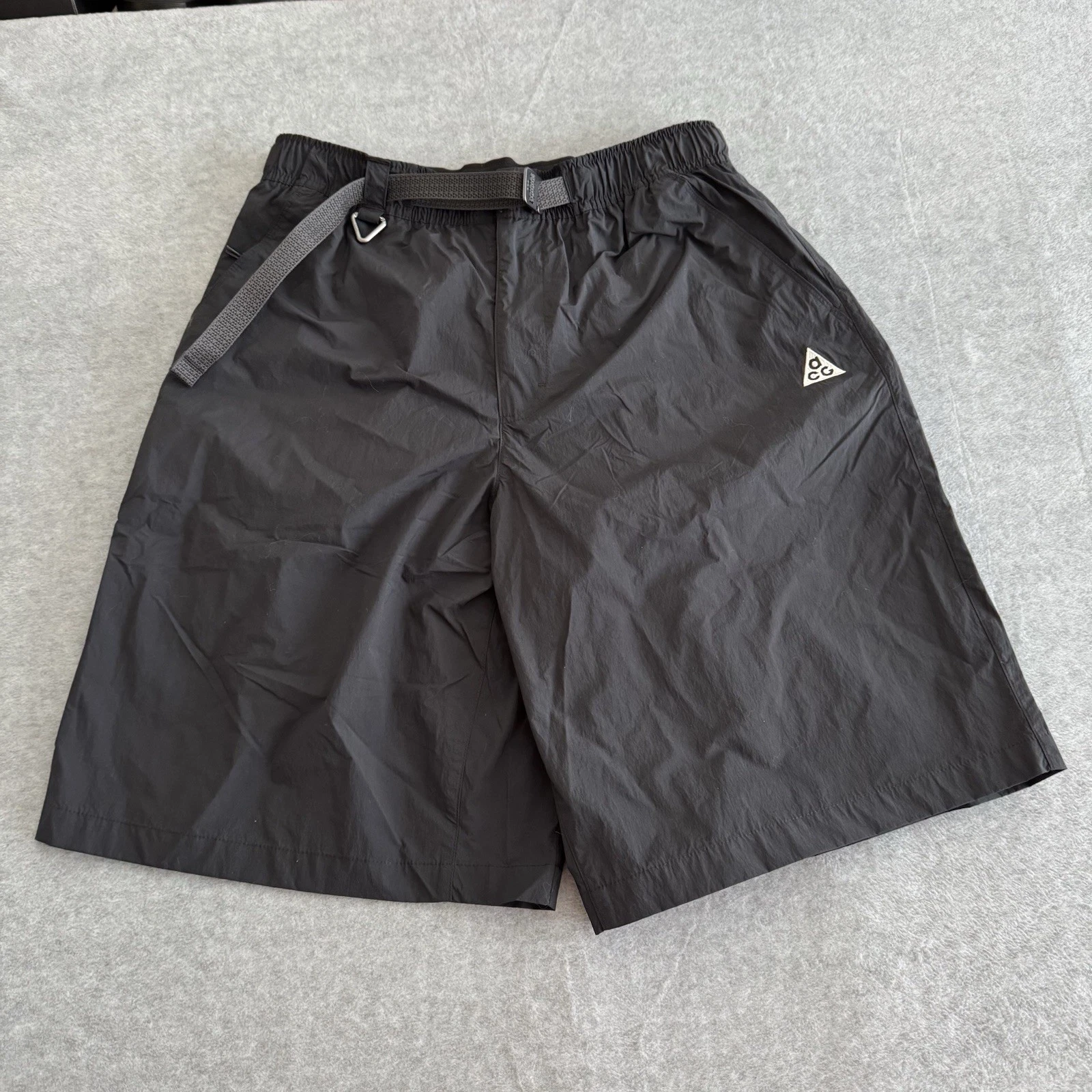Nike ACG Orb Weaver UV Repel Oversized Shorts Black HJ2887-010 Men Size Medium M