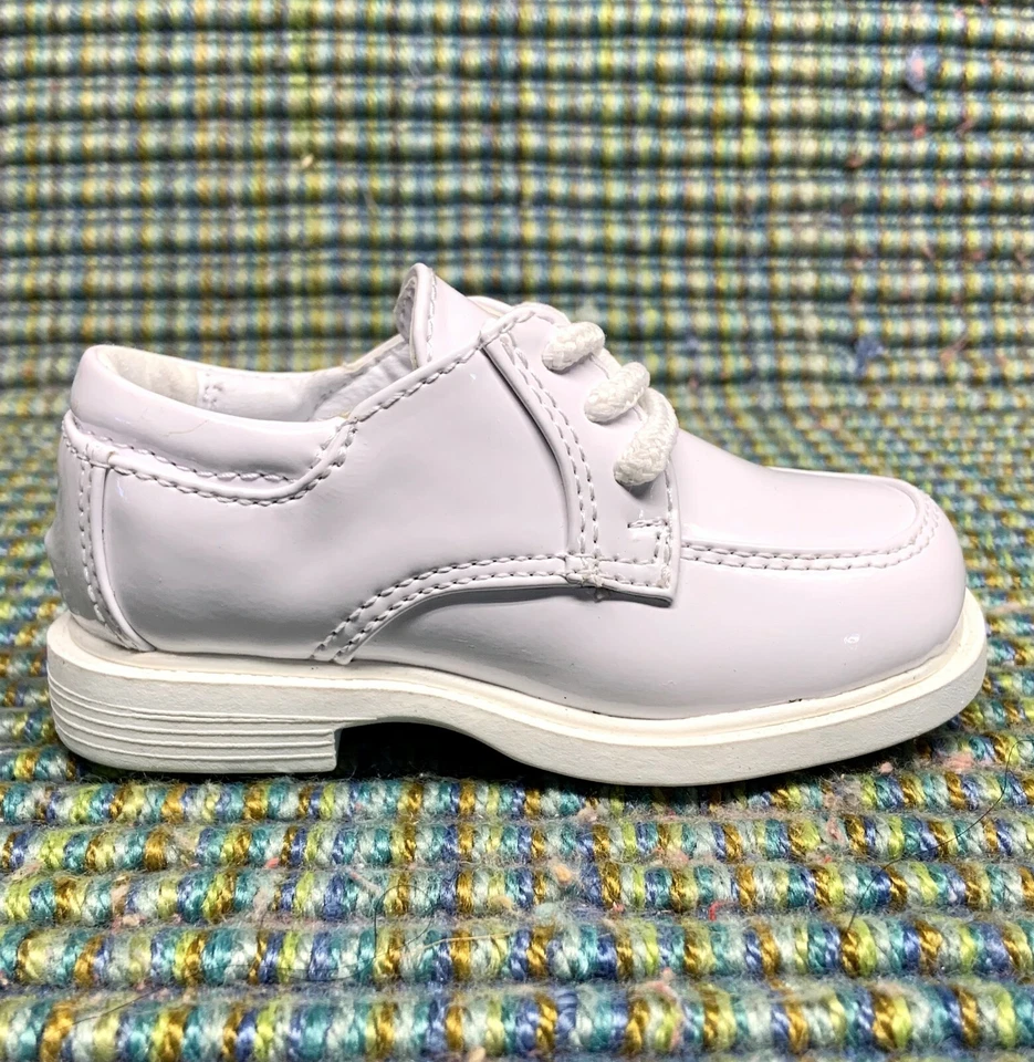 Modit Baby Oxfords Esmoquin Noche y Fiesta Zapatos de Vestir Talla 5 Foto 2 de 4