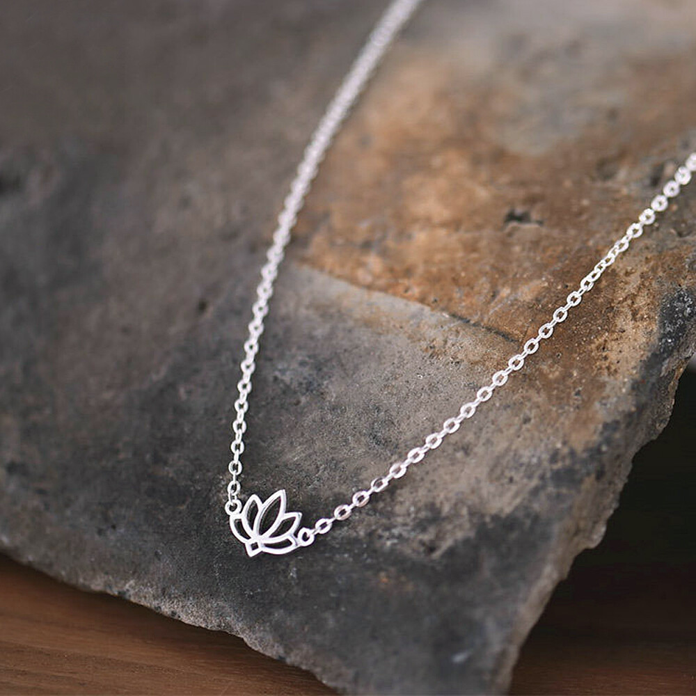 50本限定　LOTUS SILVER NECKLACE GOLD 50本限定 LOTUS SILVER NECKLACE GOLD