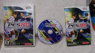 ** Vintage - Wii -VIDEO GAME - PES 2013 - SOCCER- Konami - w Instruction Manual