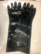 Ansell/Edmont 9-928 Neox 18" Length Chemical Resistant Glove Excellent Condition