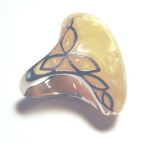 Statement HUGE Overlay TEARDROP Chrome YELLOW RESIN Acrylic MODERNIST RING 8