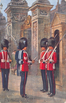 POSTKARTE - IRISCHE & GRENADIERWACHEN IM BUCKINGHAM PALACE - VALENTINSTAG