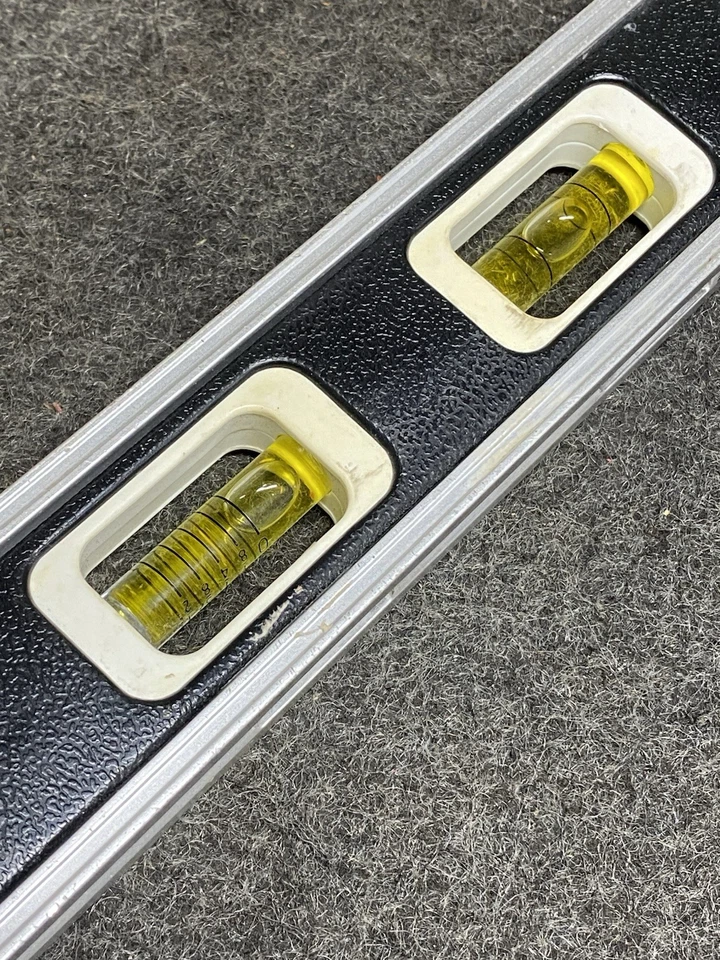 Craftsman 12” Inch Magnetic Tool Box Level Wall Level Made In U.S.A # 939861 - Image 4 of 4