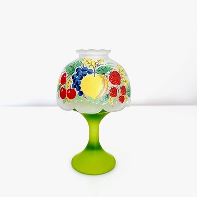 VINTAGE WESTMORELAND FAIRY LIGHT LAMP FROSTED GLASS GREEN SATIN FRUIT