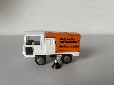 Elgin Straßenkehrmaschine BKF  Schörling  Conrad #5067  1:50