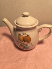 Vintage Precious Moments Teapot Love One Another 1994 Enesco