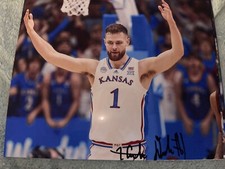 Hunter Dickinson signed basketball 8x10 photo Kansas Jayhawks