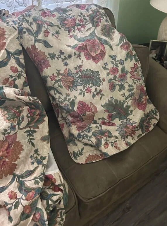 Edredón floral reversible vintage queen + 2 fundas KING + 1 juego de falda de cama QUEEN Foto 2 de 4