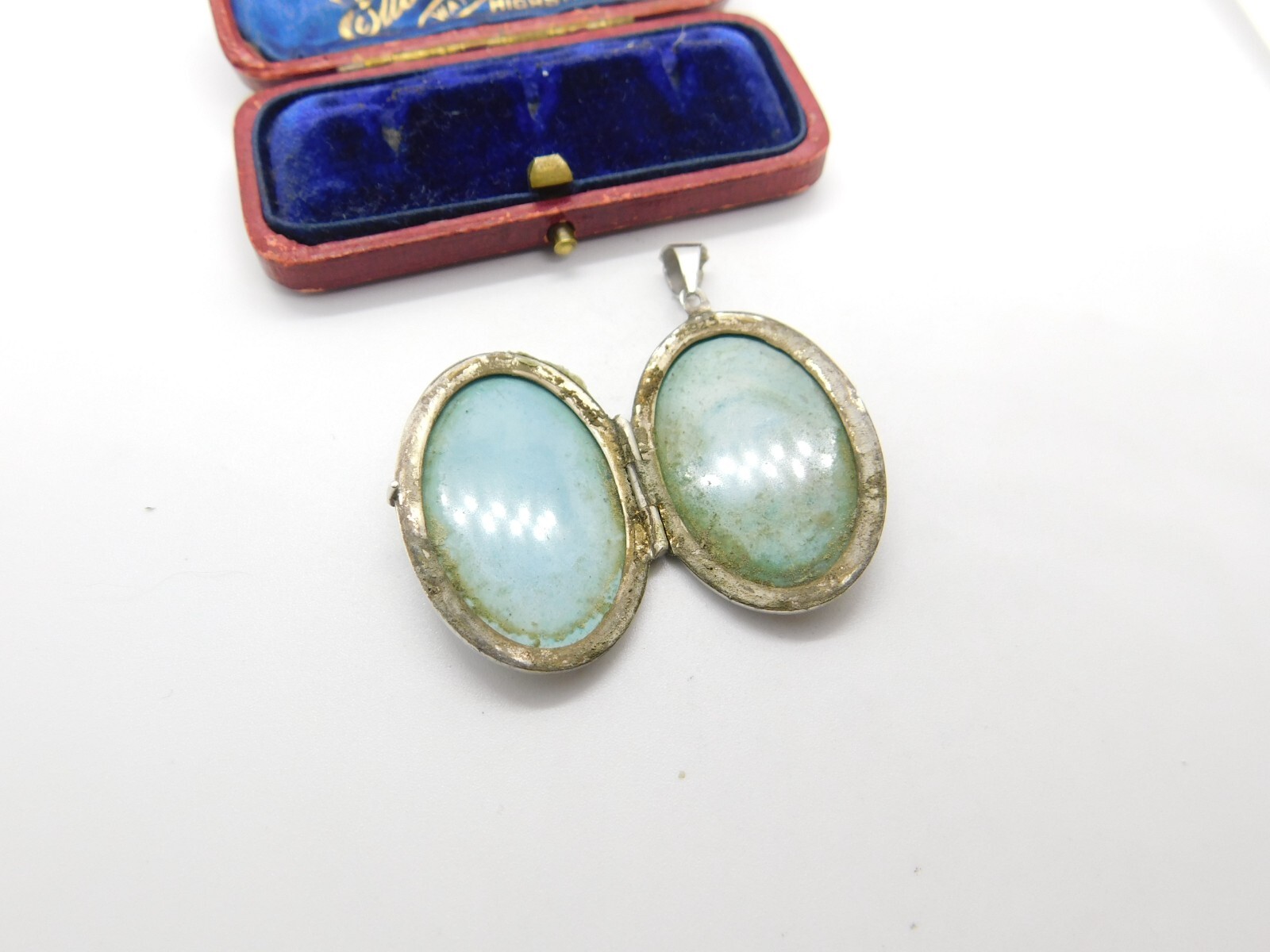 Sterling Silver Floral Leaf Pattern Double Locket… - image 6