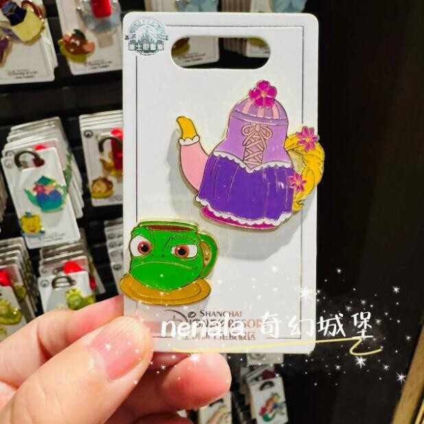 2025 Authentic Shanghai Disney Pin Tangled Rapunzel Pascal Teapot Badges New