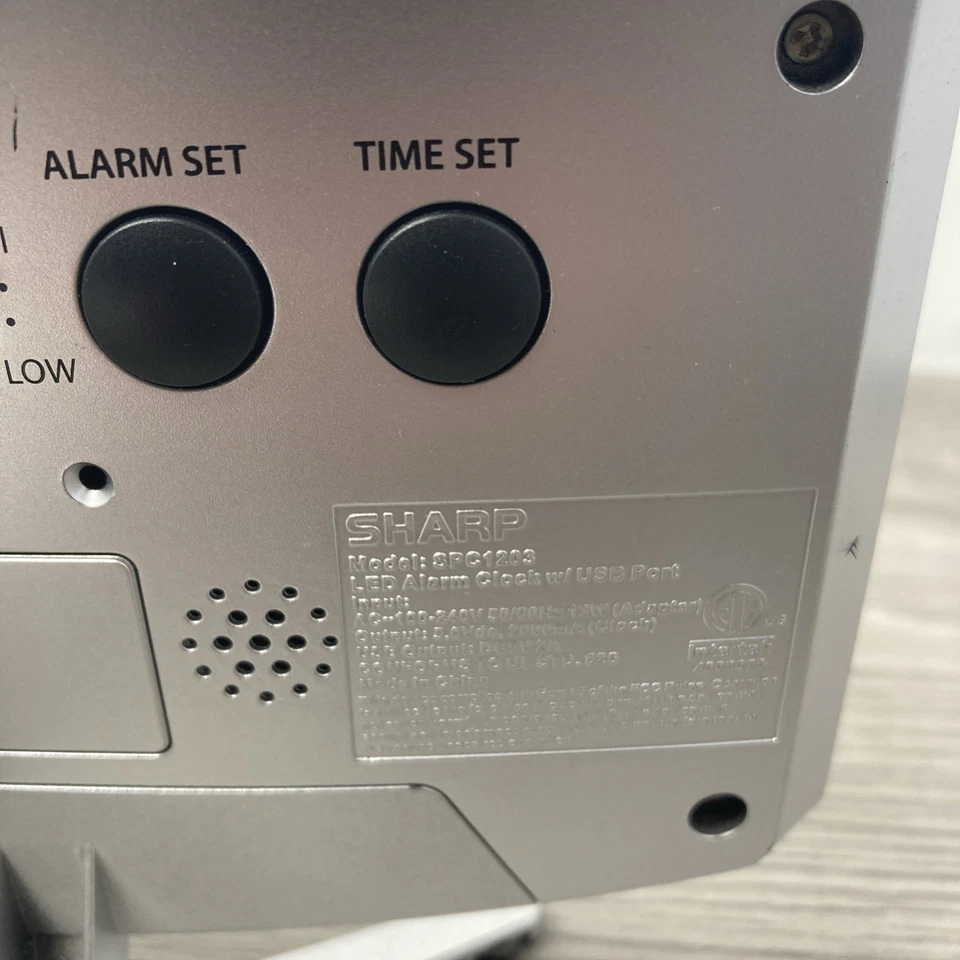Sharp SPC1203 Large Display Digital Alarm Clock With USB Charging Port Tested - Image 4 of 4