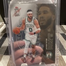 Topps 2017-18 NBA Jayson Tatum Rookie Card Round 1 Pick 3 Insert #5 Celtics. rookie card picture