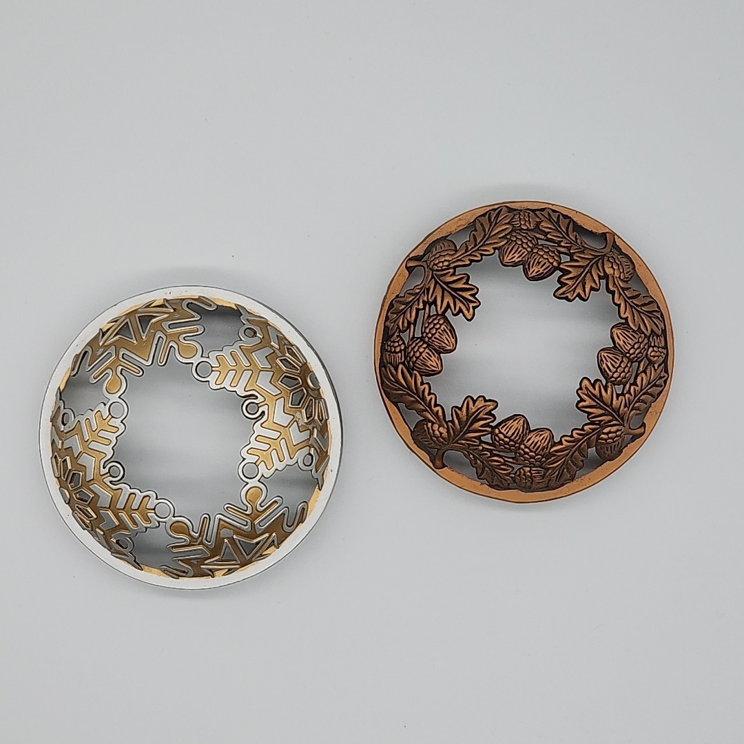 Pair Yankee Candle Illuma-Lid  Jar Candle Toppers Leaves/Acorns Snowflakes Used