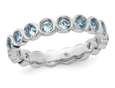 1,00 Karat (ctw) klar-heller Aquamarin Ring Band in Sterlingsilber