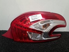 Feu arrière Peugeot 208